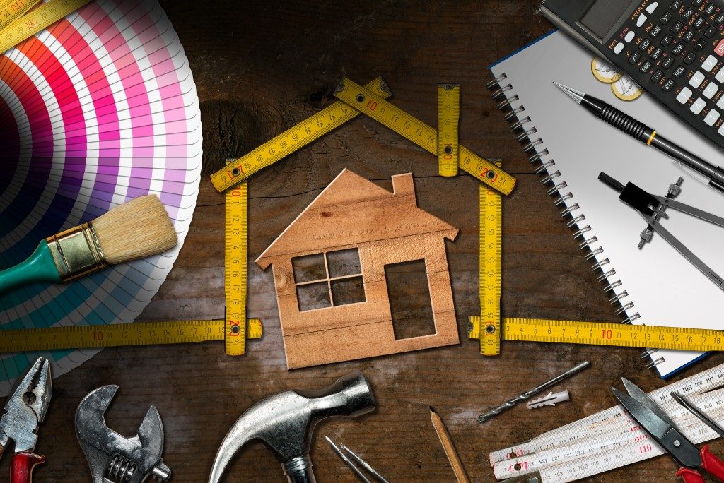 home repair and maintenance tools